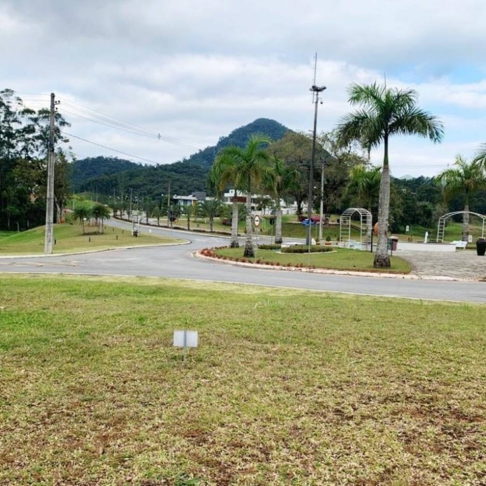 Terreno no Residencial Duquesa de Chartres