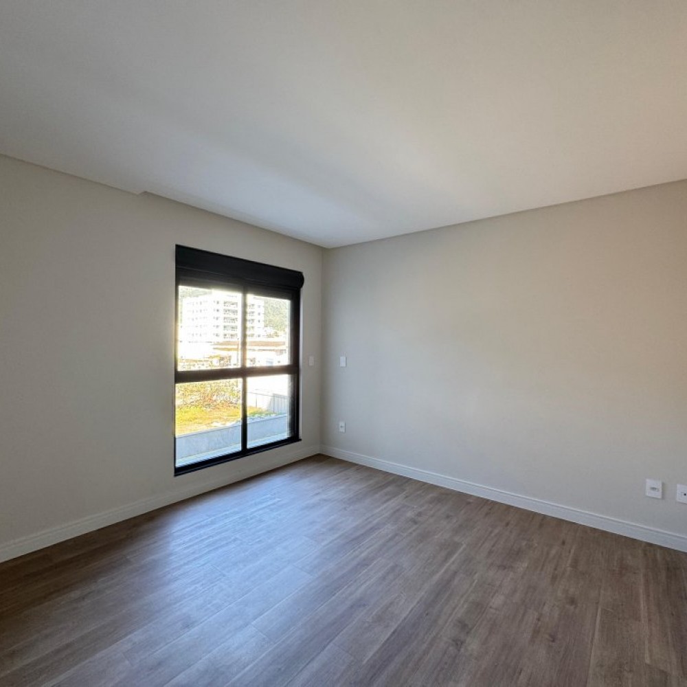 Apartamento com 3 sutes 
