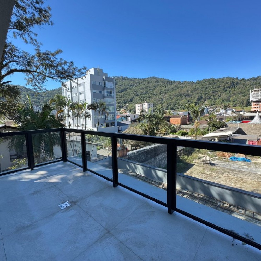 Apartamento com 3 sutes 