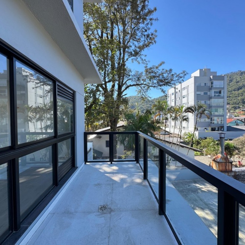 Apartamento com 3 sutes 