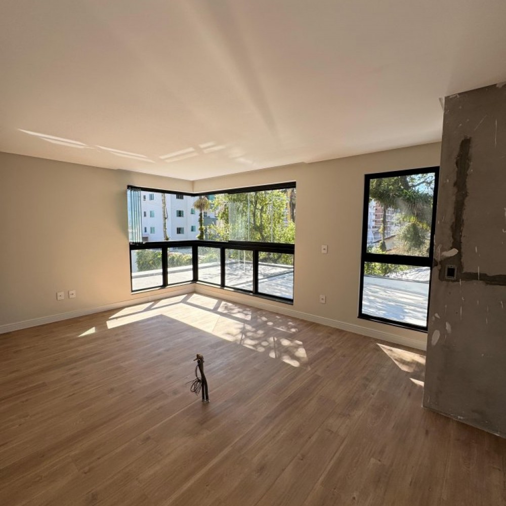 Apartamento com 3 sutes 