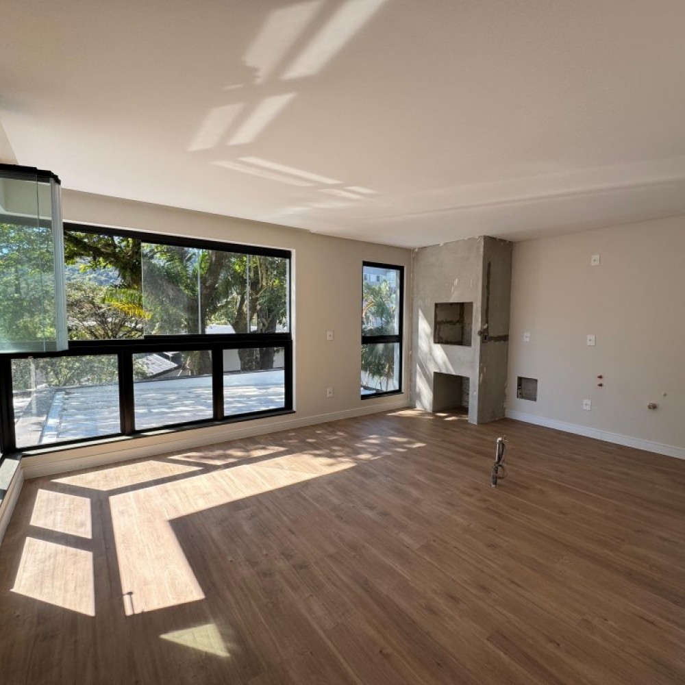 Apartamento com 3 sutes 