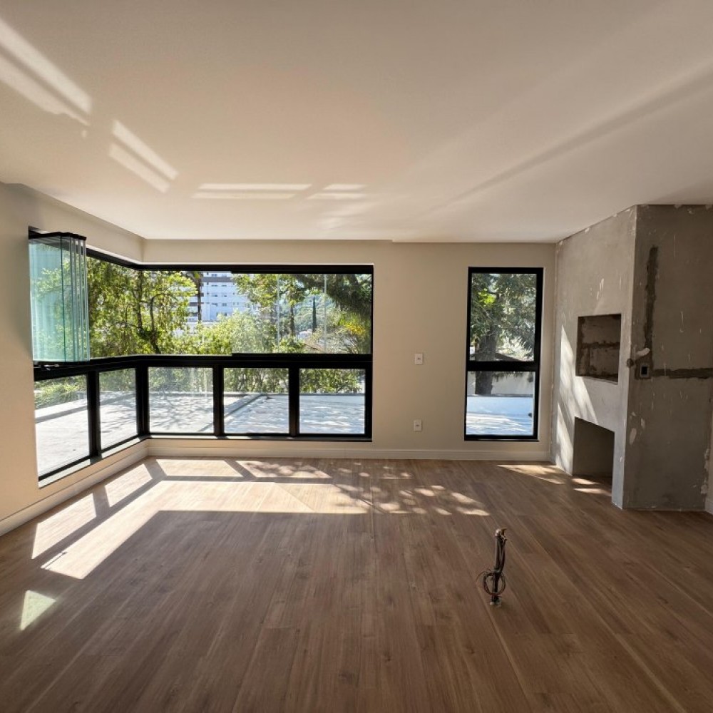 Apartamento com 3 sutes 