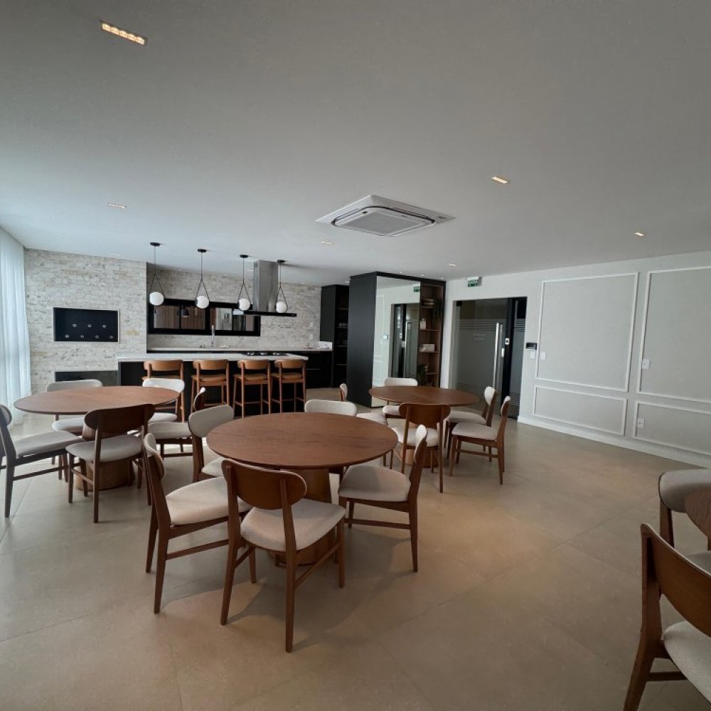 Apartamento com 3 sutes 