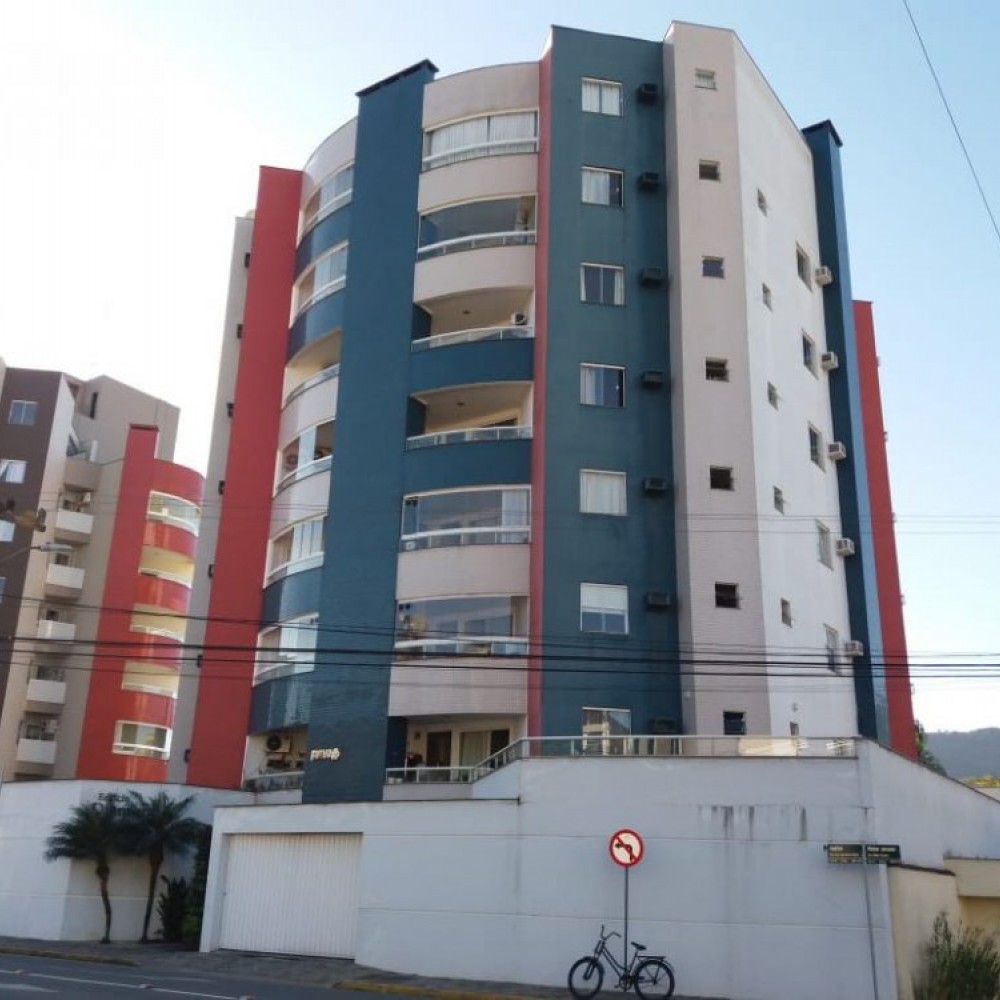 APARTAMENTO NO CENTRO DE JARAGU DO SUL
