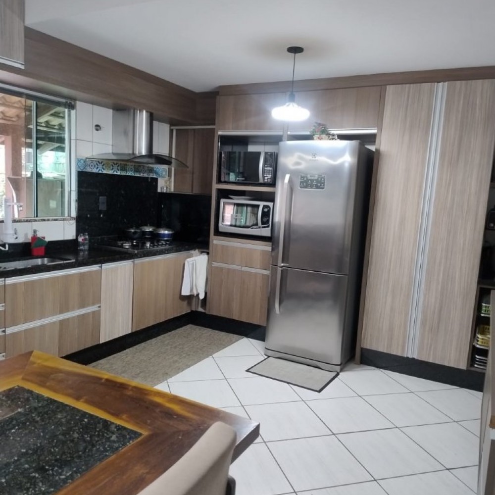 Casa residencial - Bairro Chico de Paulo - Jaragu�