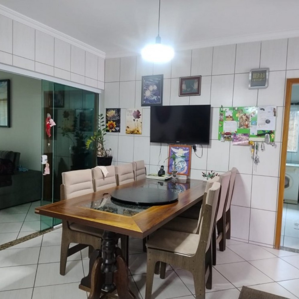 Casa residencial - Bairro Chico de Paulo - Jaragu�