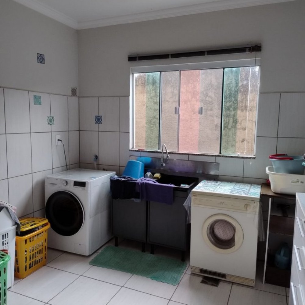 Casa residencial - Bairro Chico de Paulo - Jaragu�