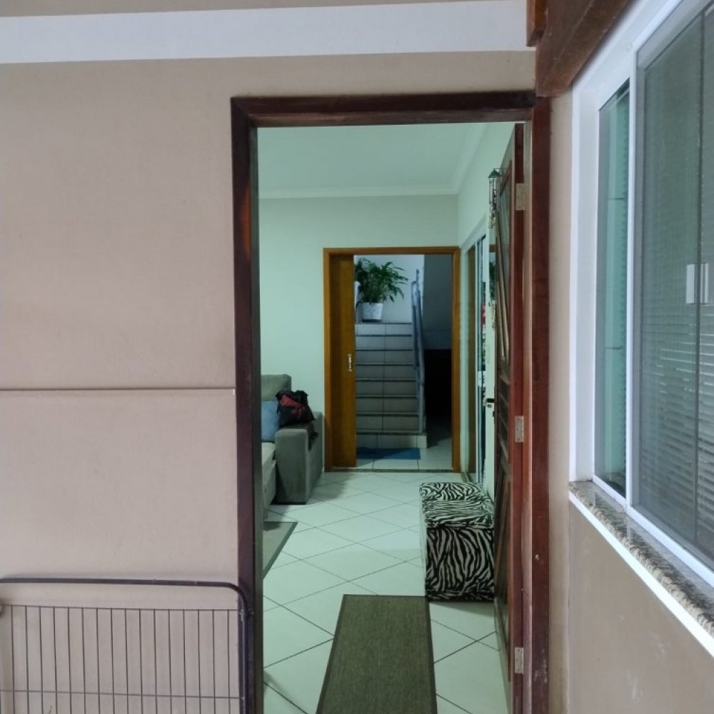 Casa residencial - Bairro Chico de Paulo - Jaragu�