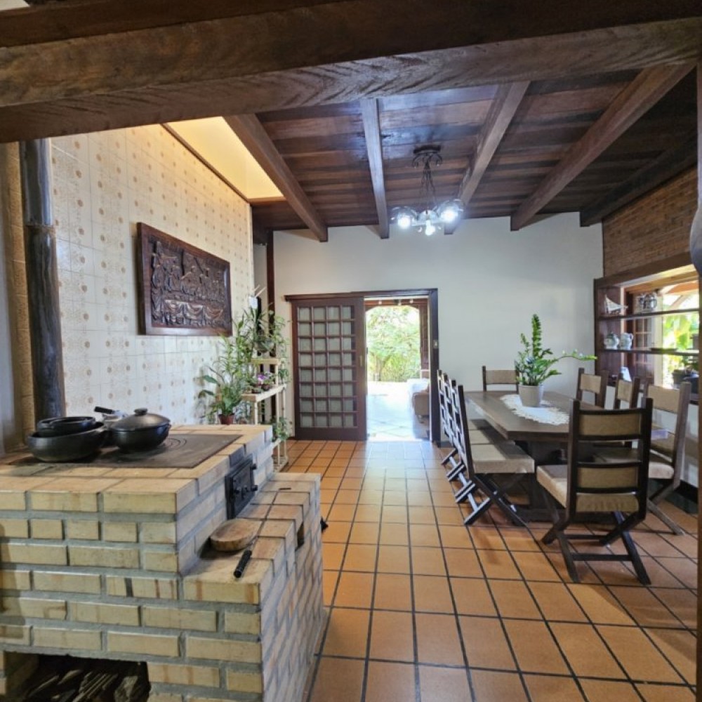 CASA NO BAIRRO SANTA LUZIA 