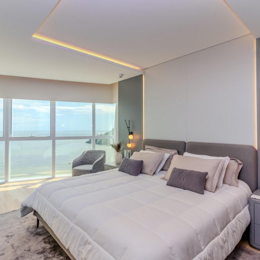 Apartamento na Av. Atlantica