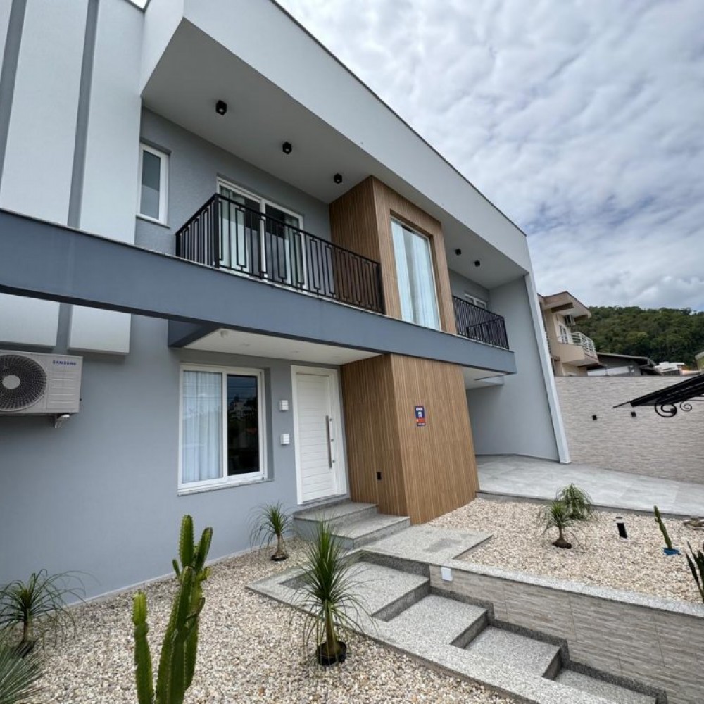 sobrado Barra do Rio Cerro Jaragu� do Sul