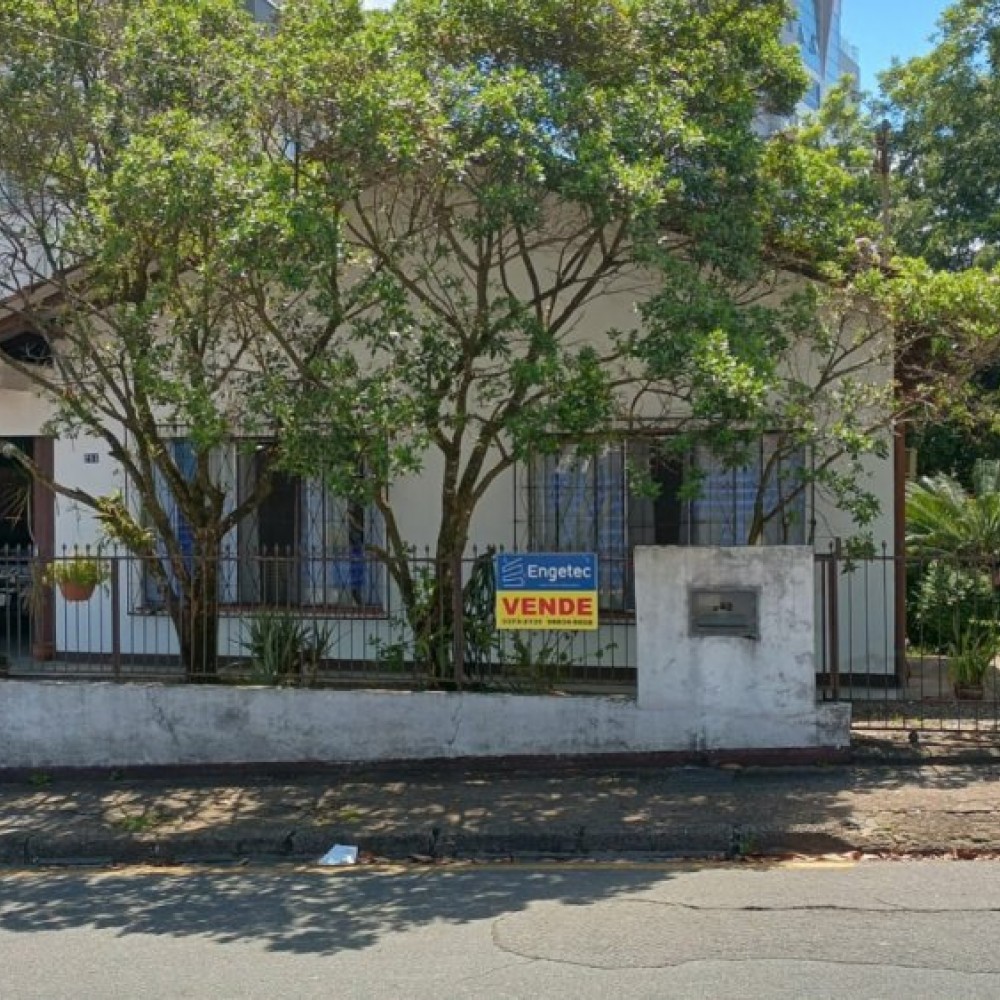 CASA CENTRO JARAGU� DO SUL