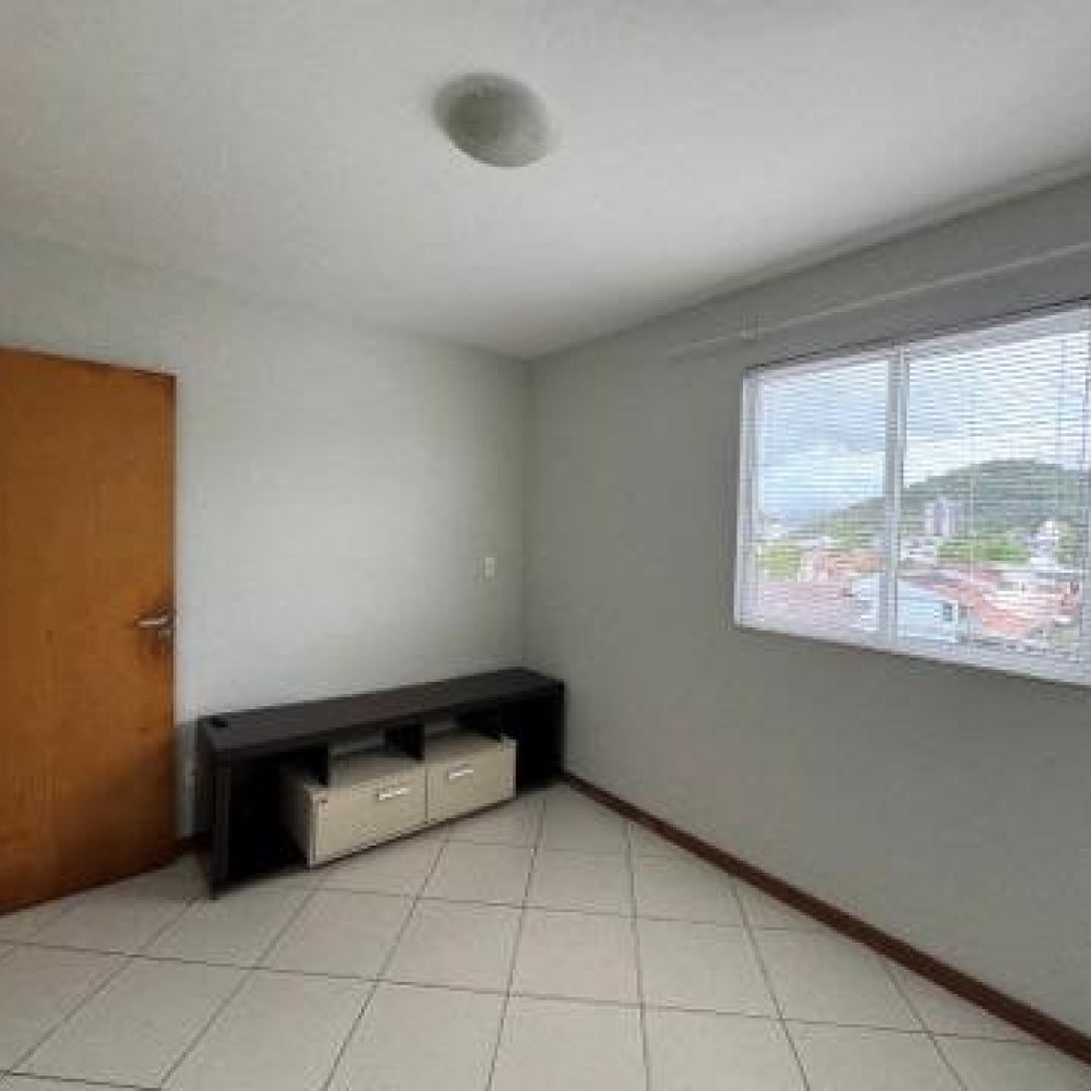 Apartamento - Vila Nova - Jaragu� do Sul - SC