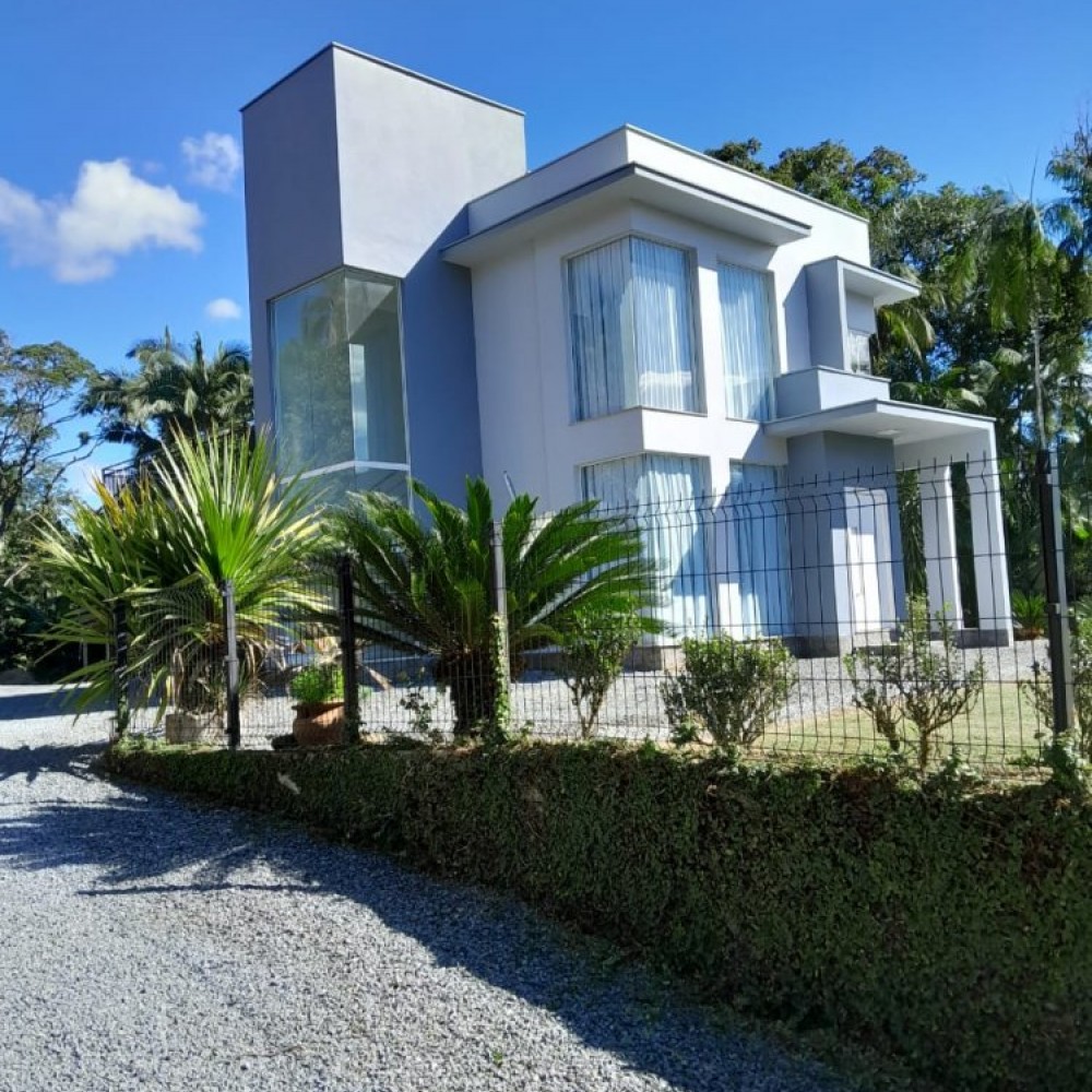 Sobrado Centro de Massaranduba