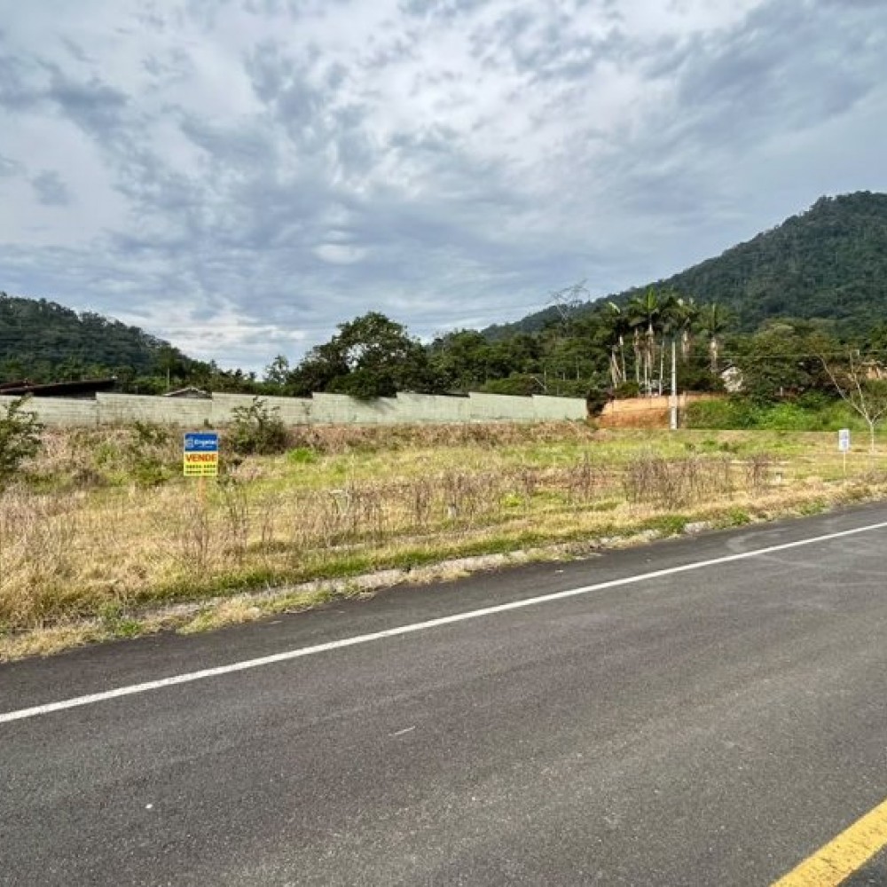 TERRENO NO LOTEAMENTO LENZ JARAGU� 84