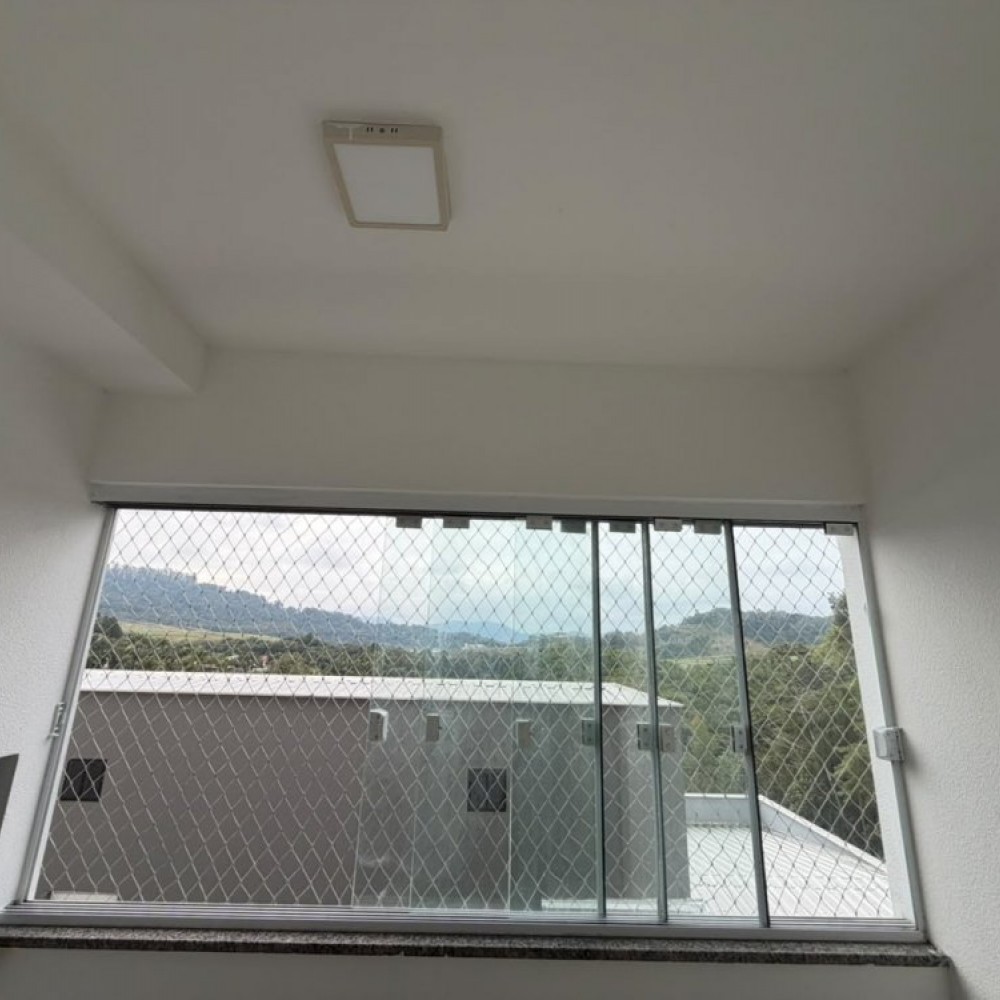 Apartamento � venda no Chico de Paulo R$299.000