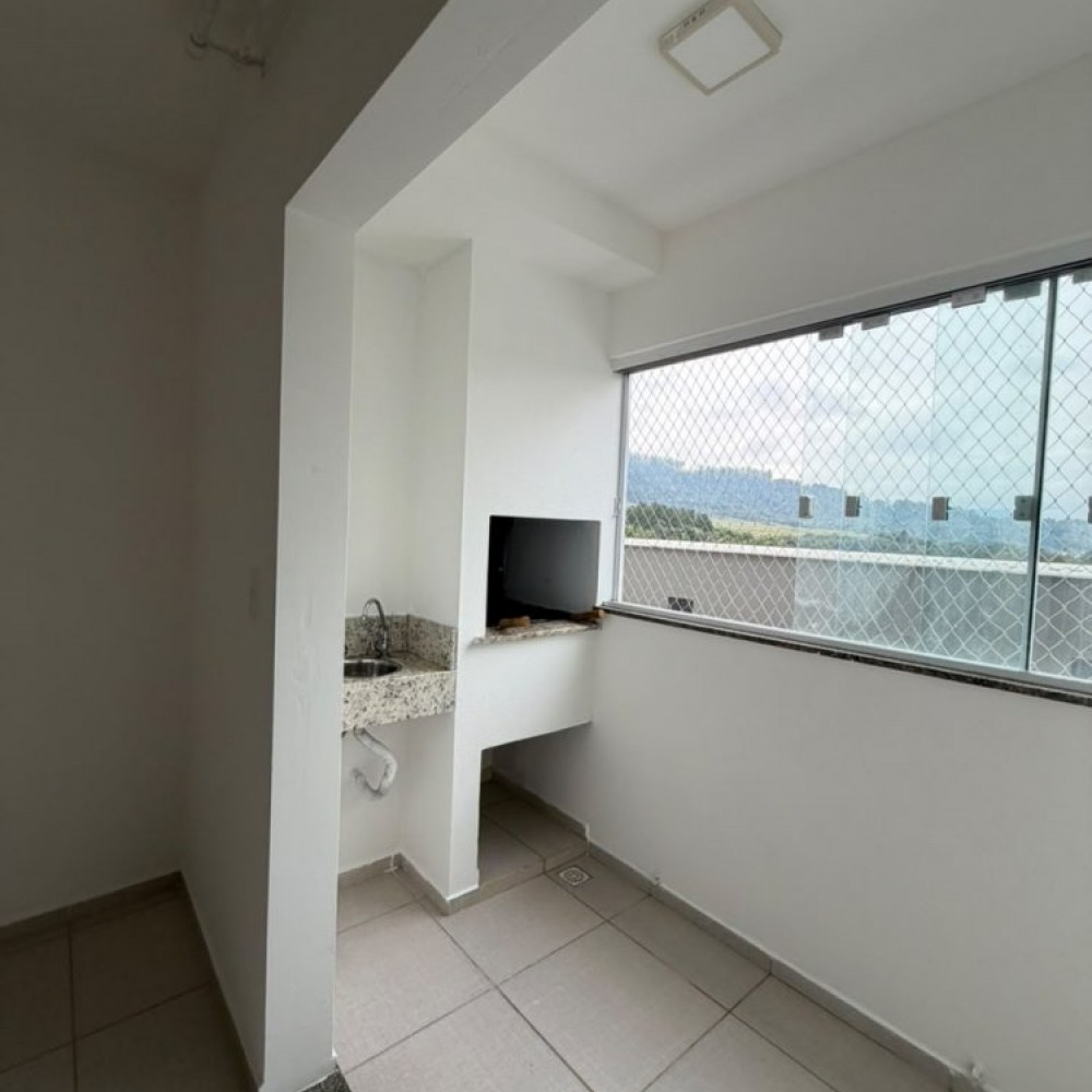 Apartamento � venda no Chico de Paulo R$299.000
