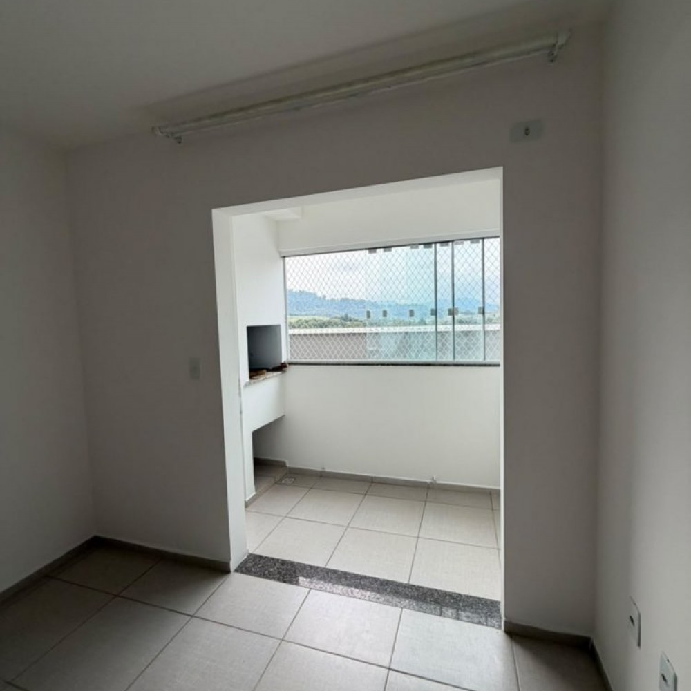 Apartamento � venda no Chico de Paulo R$299.000