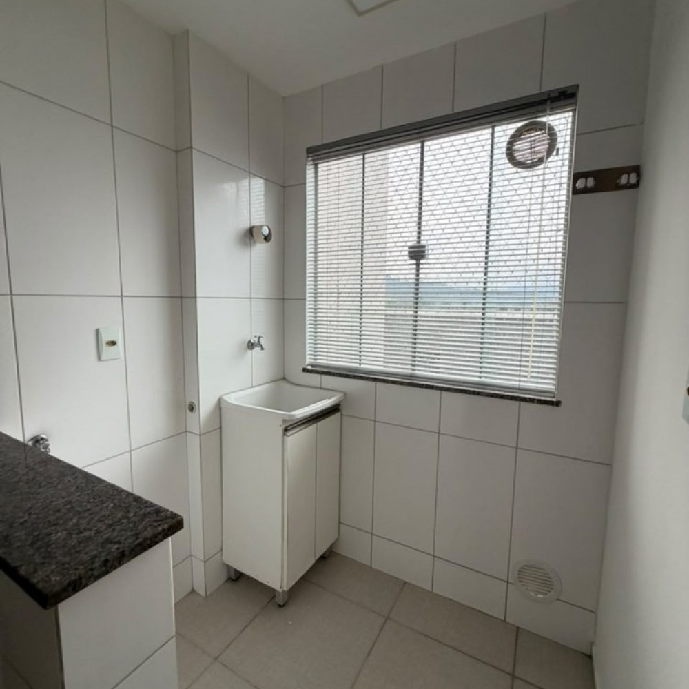 Apartamento � venda no Chico de Paulo R$299.000