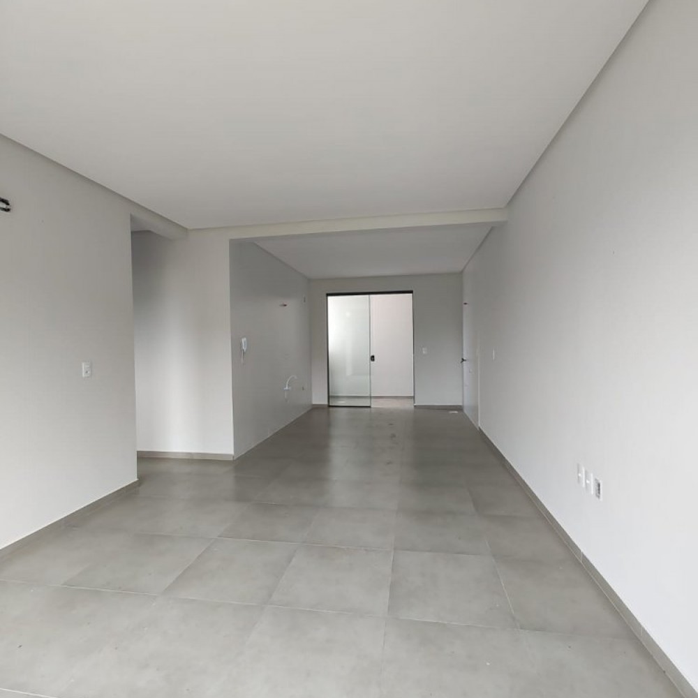Apartamento com Su�te em Nereu Ramos � Venda