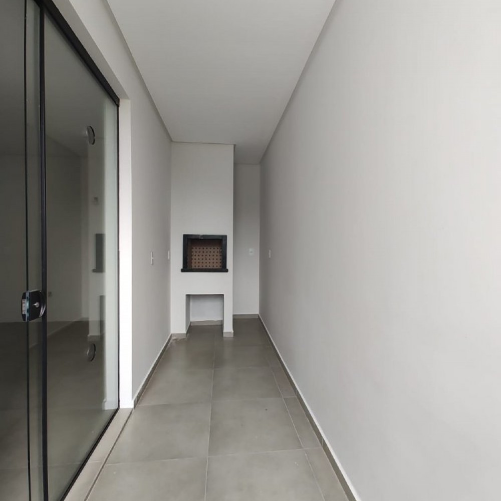 Apartamento com Su�te em Nereu Ramos � Venda