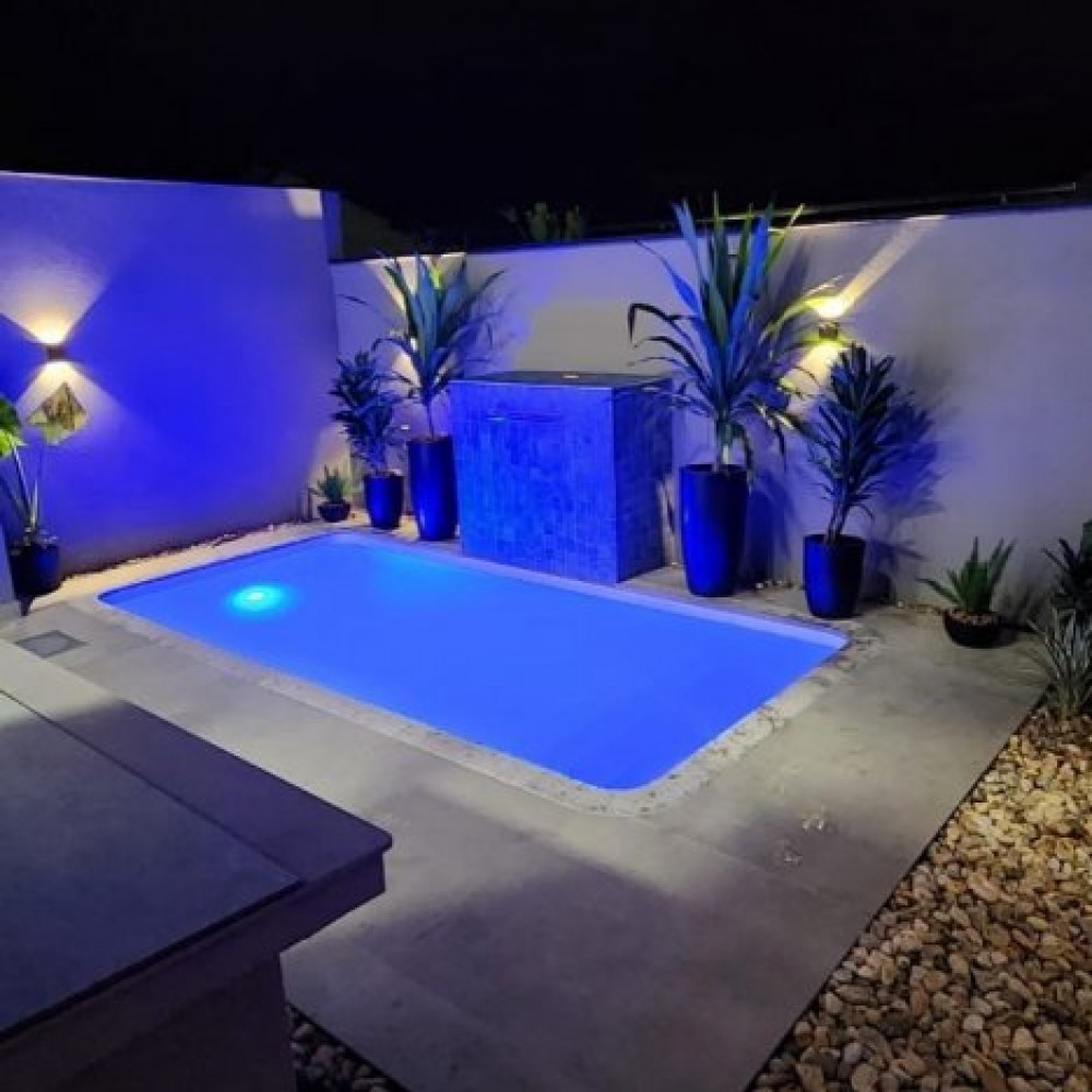 Casa com Piscina em Tr�s Rios do Norte | Jaragu� d