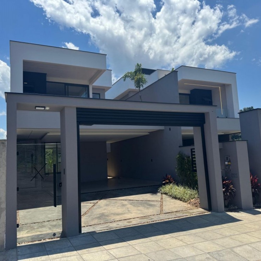 Casa com Piscina em Tr�s Rios do Norte | Jaragu� d
