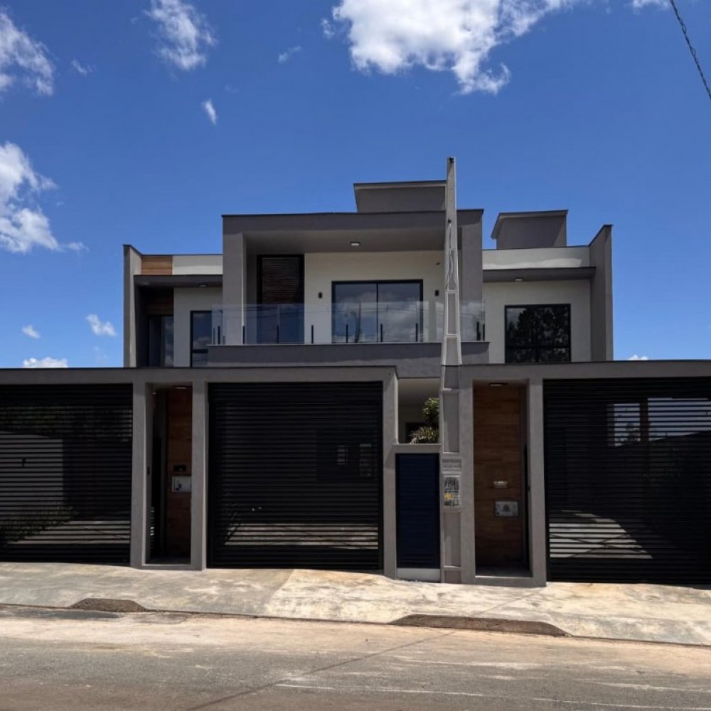 Casa com 2 Su�tes � Venda em Jaragu� do Sul