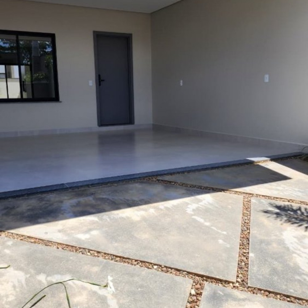 Casa com 2 Su�tes � Venda em Jaragu� do Sul