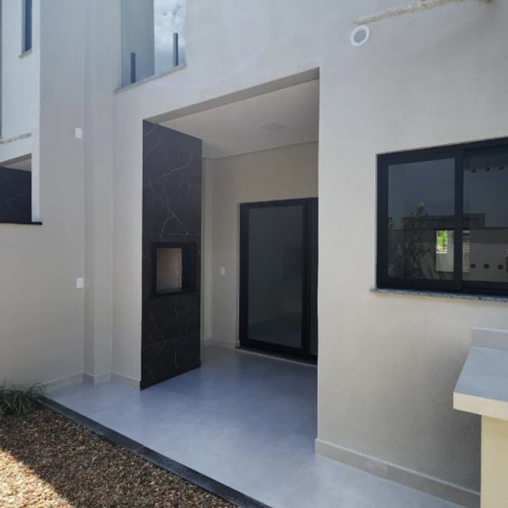 Casa com 2 Su�tes � Venda em Jaragu� do Sul
