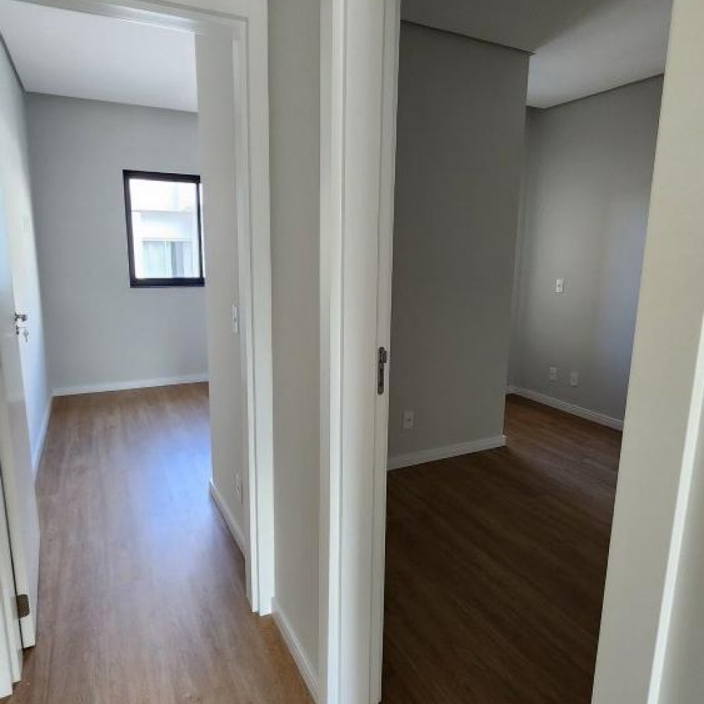 Geminado Duplex 3 Quartos � Venda em Tr�s Rios do 