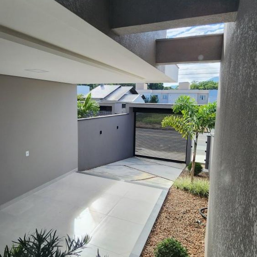 Geminado Duplex 3 Quartos � Venda em Tr�s Rios do 