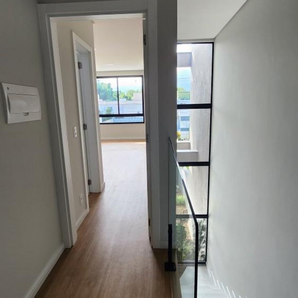Geminado Duplex 3 Quartos � Venda em Tr�s Rios do 