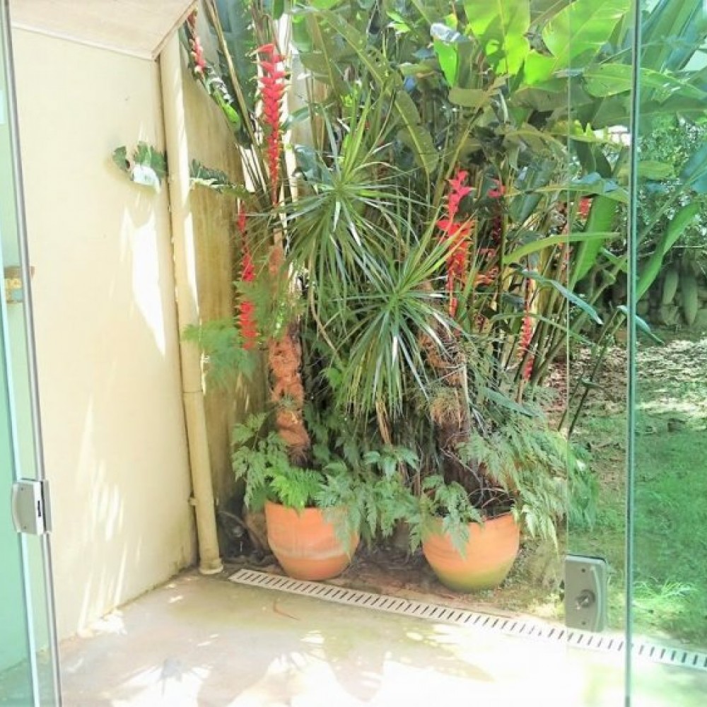 Casa com 4 Quartos e Piscina no Czerniewicz