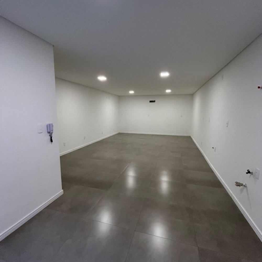 Casa com 2 Su�tes na Ilha da Figueira