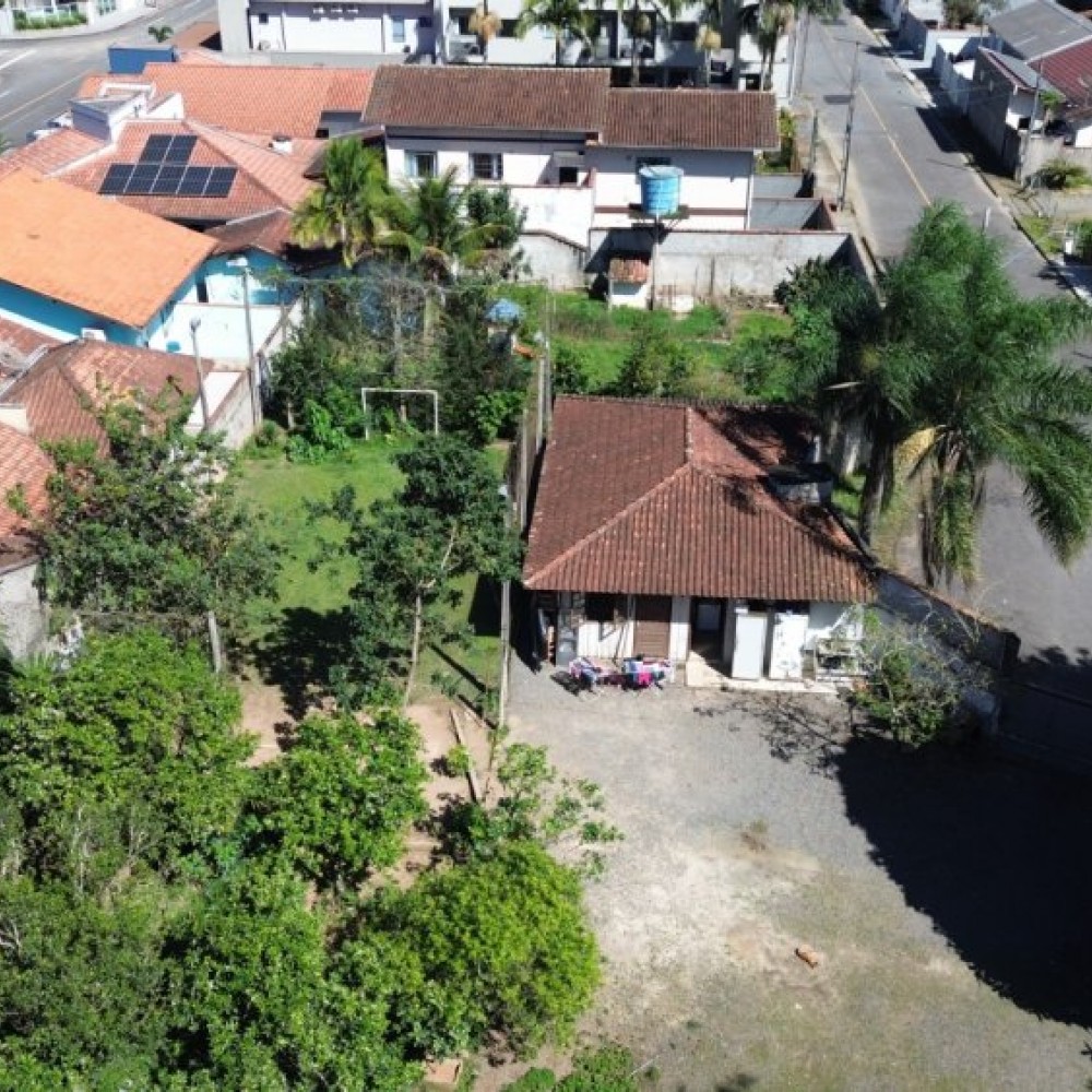 Terreno Rau