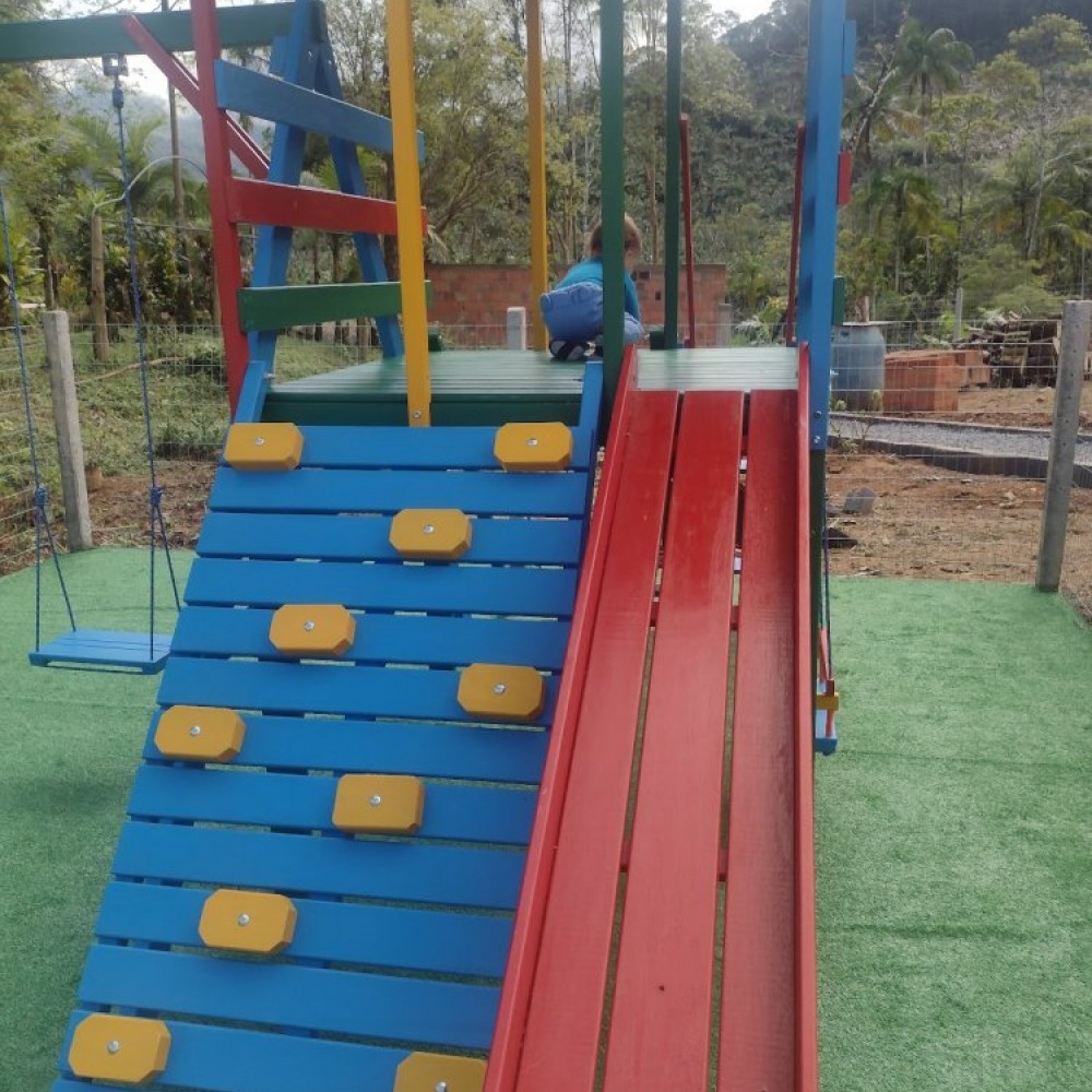 CH�CARA NO BAIRRO NEREU RAMOS
