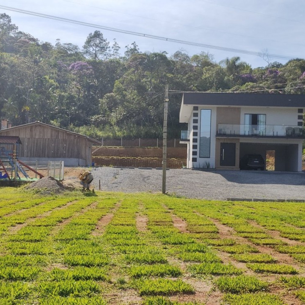 CH�CARA NO BAIRRO NEREU RAMOS
