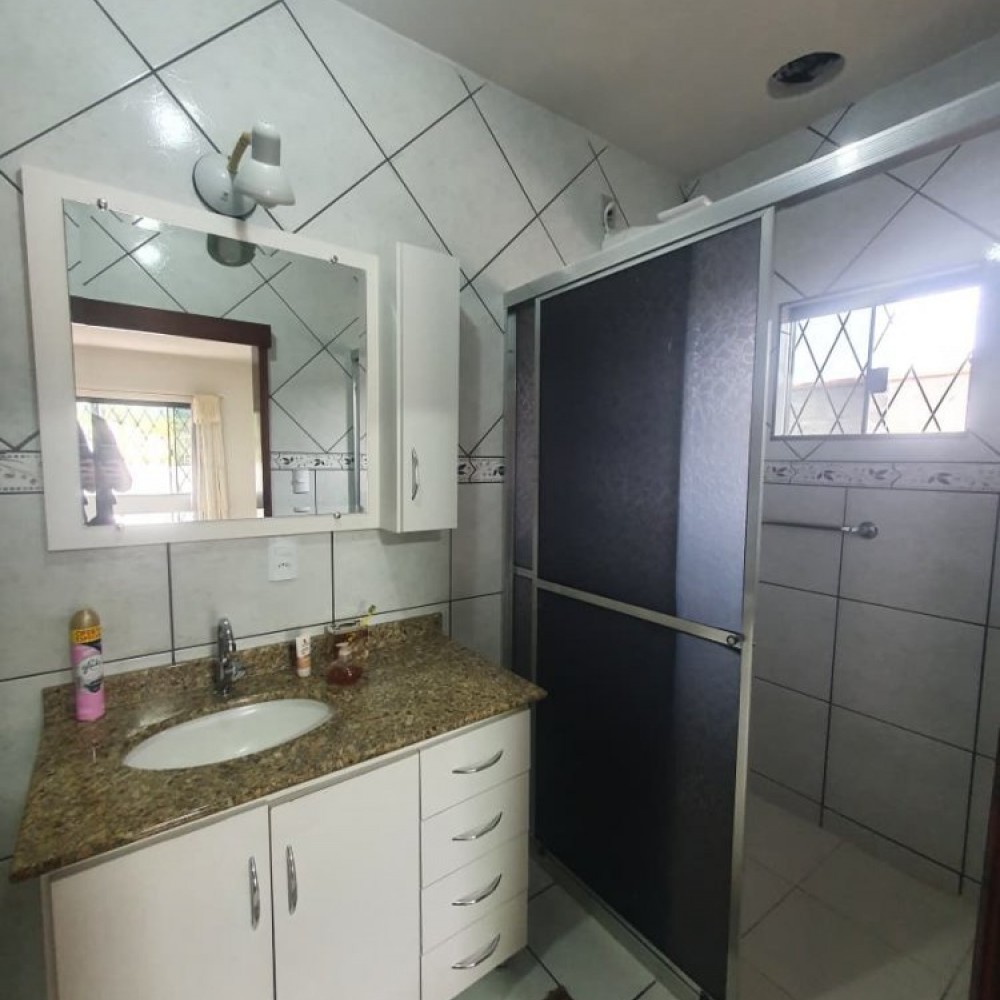 Duas casas em Tr�s Rios do Norte, Jaragu� do Sul 