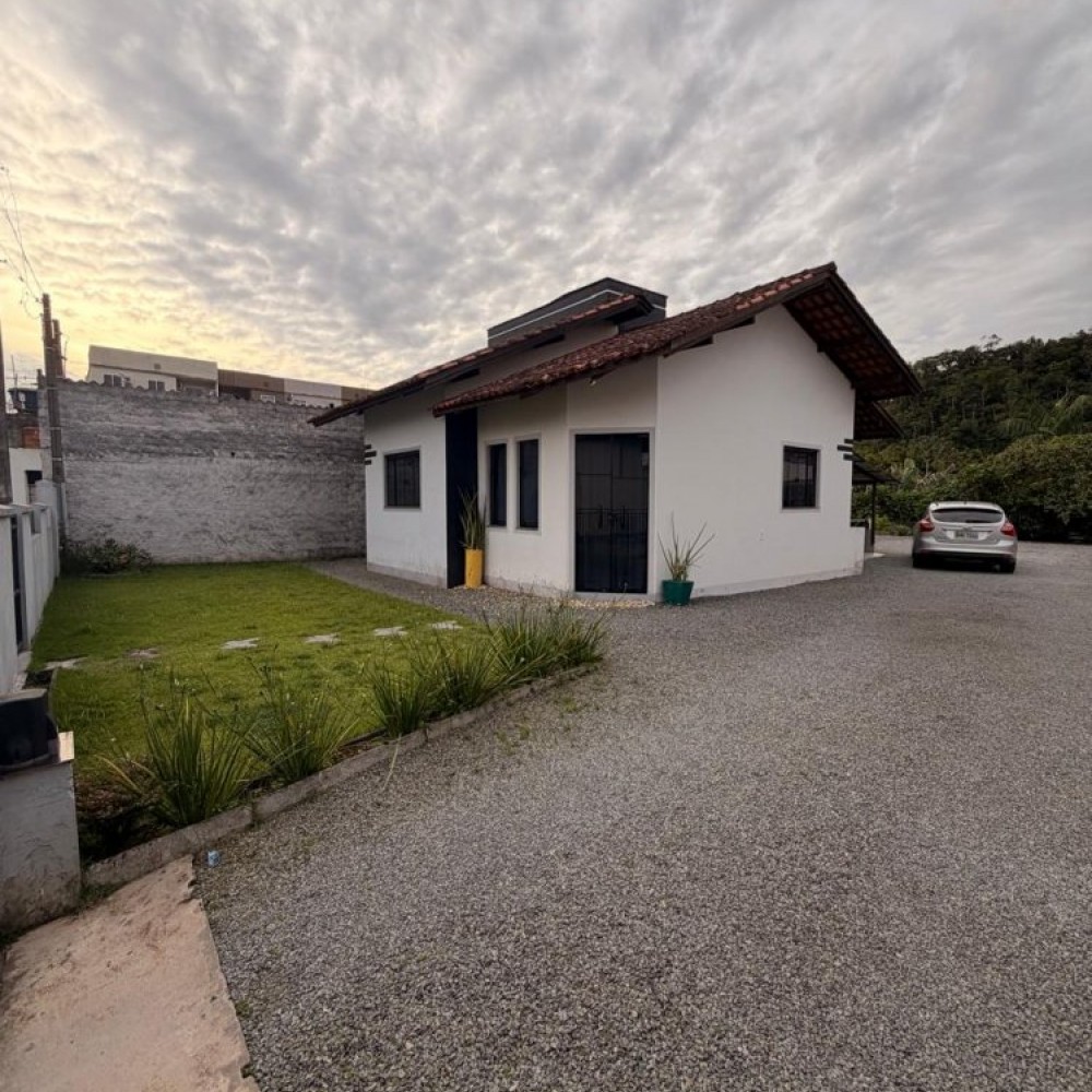 Casa Jaragu� 99