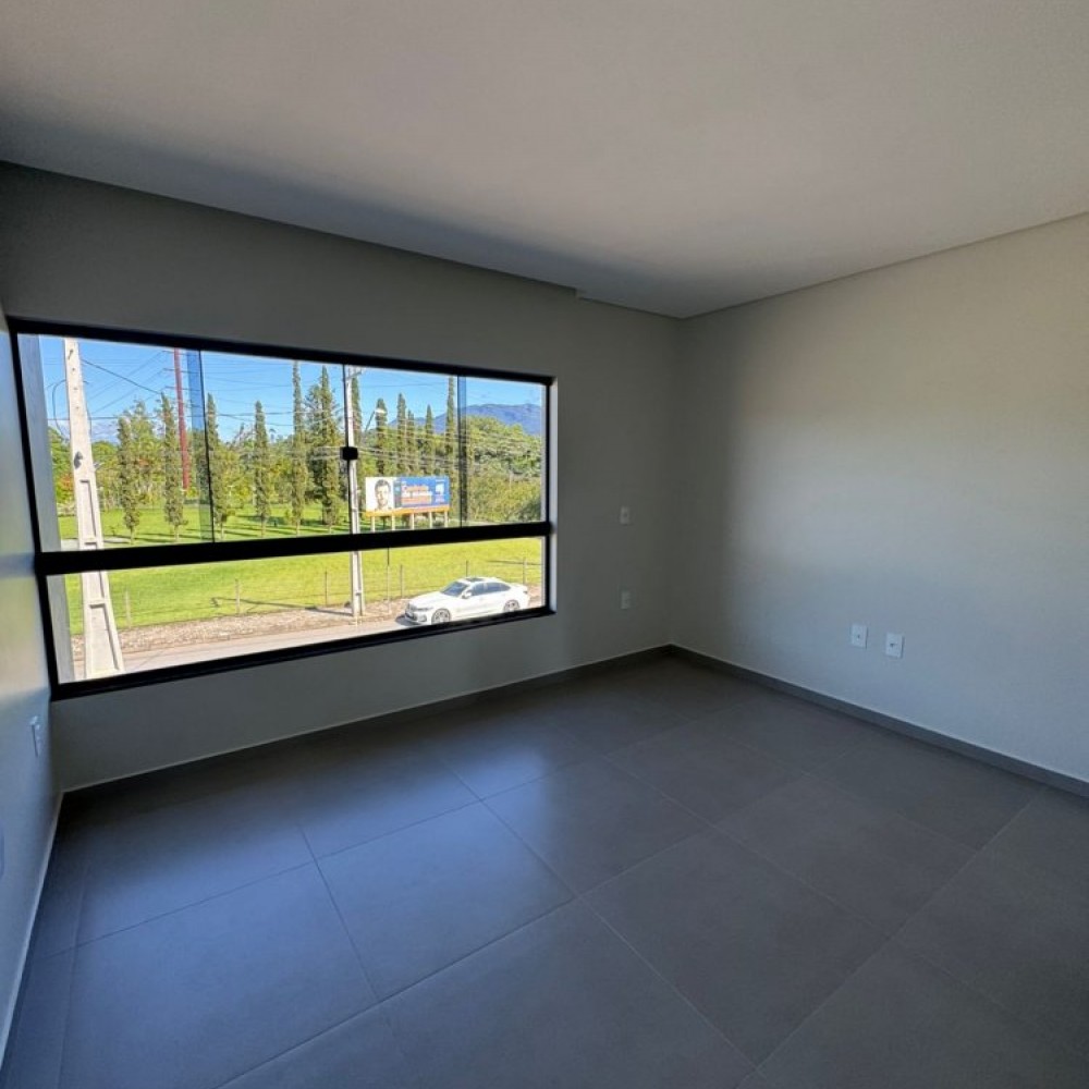 Geminado 2 Su�tes � Venda em Tr�s Rios do Sul  