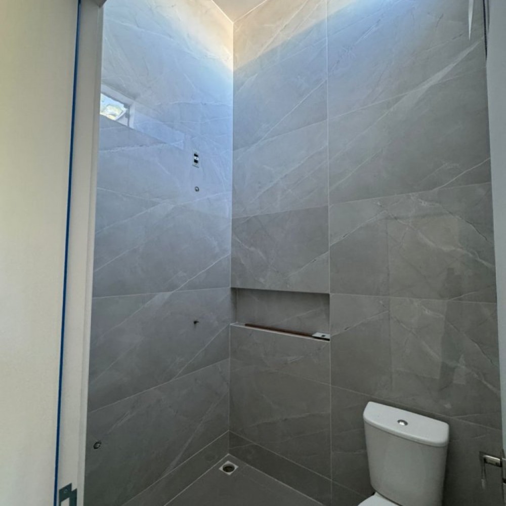 Geminado 2 Su�tes � Venda em Tr�s Rios do Sul  