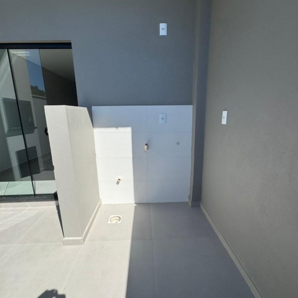 Geminado 2 Su�tes � Venda em Tr�s Rios do Sul  