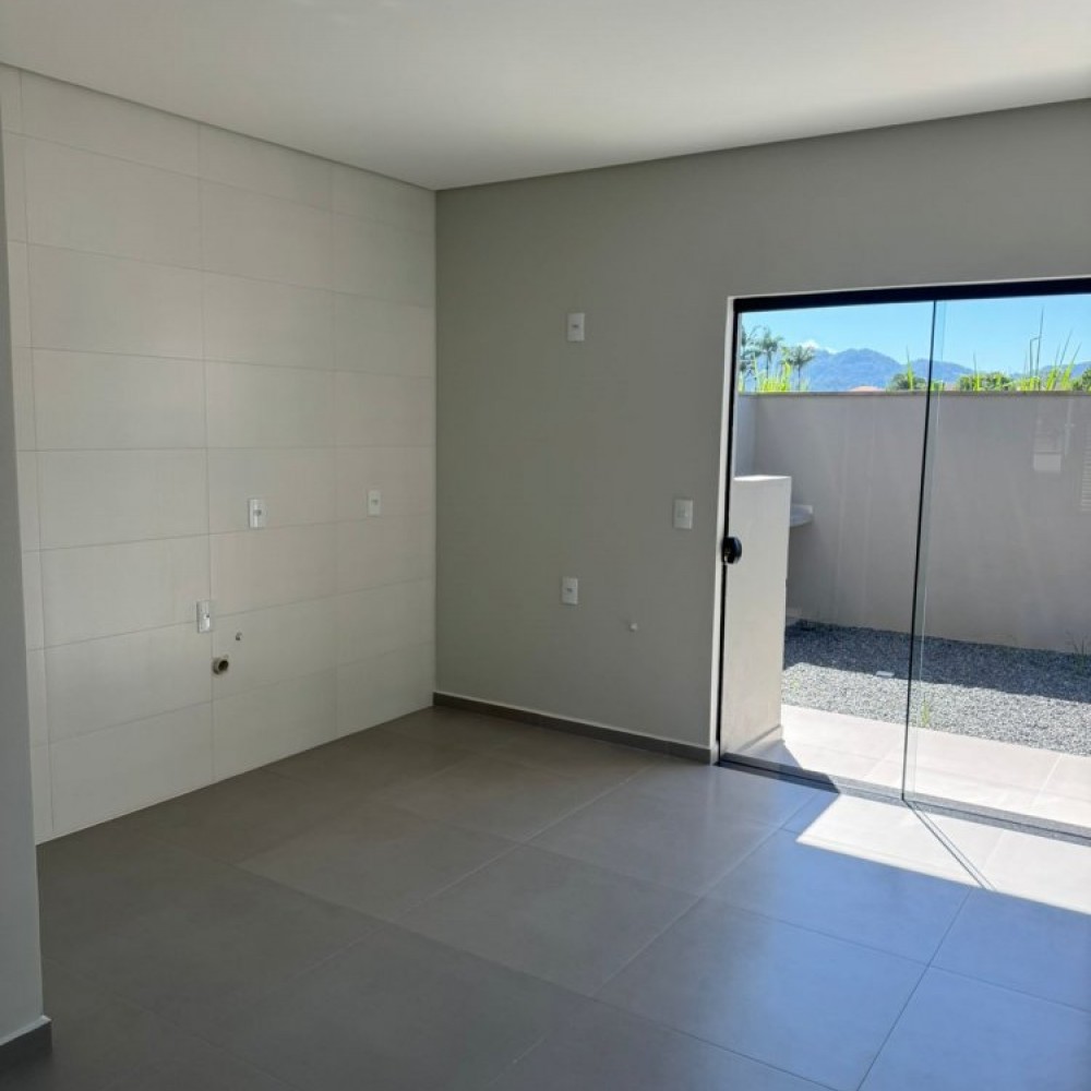 Geminado 2 Su�tes � Venda em Tr�s Rios do Sul  