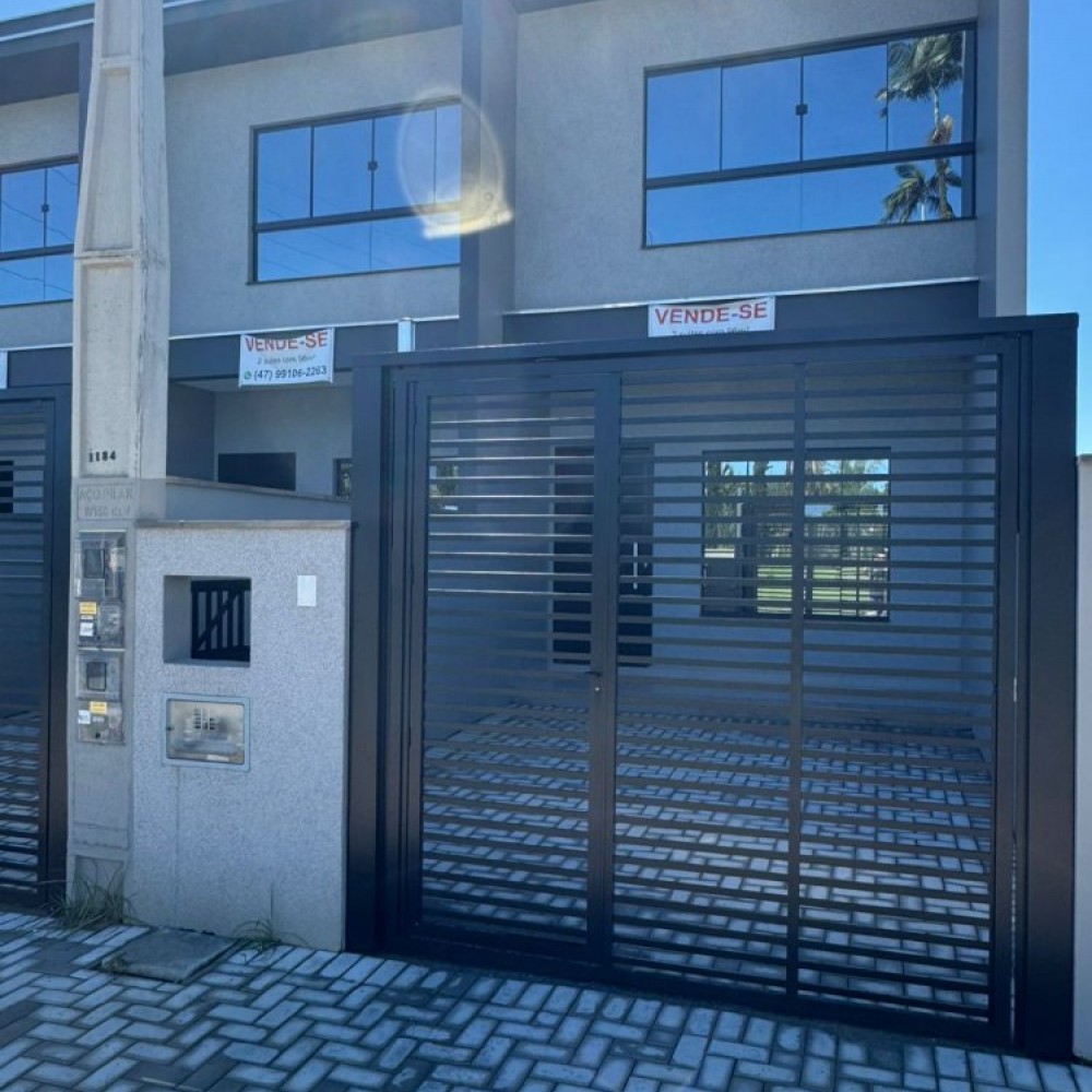 Geminado 2 Su�tes � Venda em Tr�s Rios do Sul  