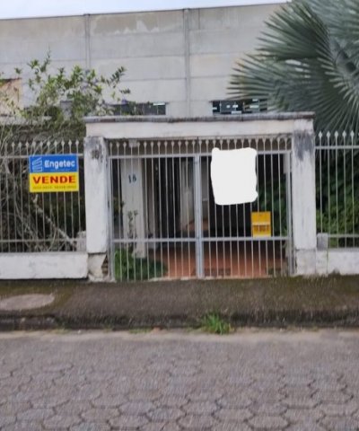 Casa e Terreno - bairro Agua Verde Jaragua do Sul