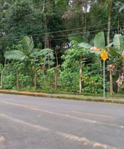 Terreno Agu Verde