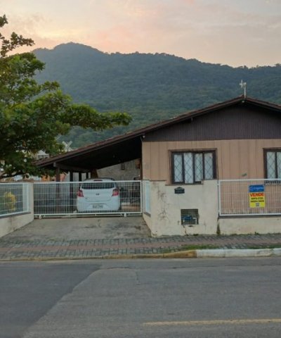 Casa bairro Ava 