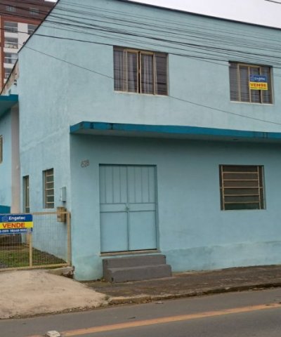 Terreno com edificao 
